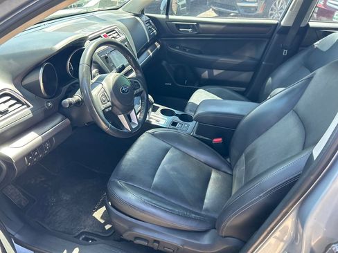 Used 2017 Subaru Legacy 2.5i Limited AWD/4WD image 5