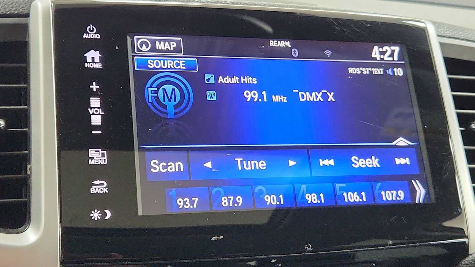 Used 2018 Honda Pilot Touring image 18