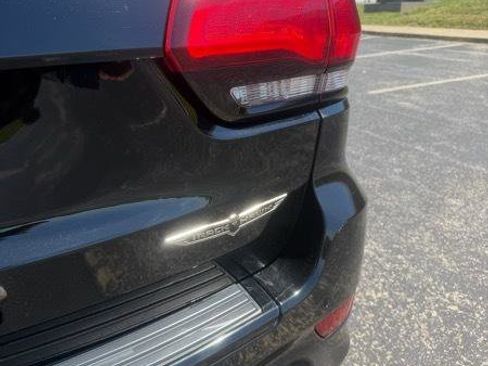 Used 2018 Jeep Grand Cherokee Trackhawk AWD/4WD image 8