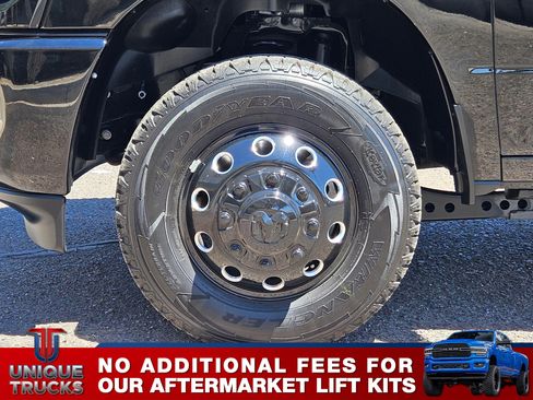 Used 2024 RAM 3500 Laramie w/ Night Edition image 10