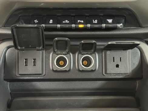 Used 2019 Chevrolet Silverado 2500 High Country w/ Duramax Plus Package image 37