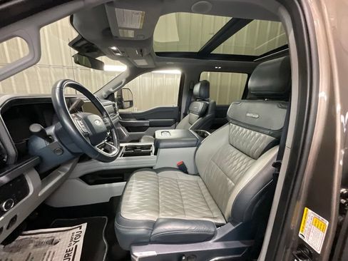 Used 2023 Ford F350 Limited w/ FX4 Off-Road Package AWD/4WD image 11