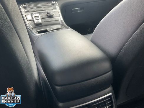 Used 2023 Hyundai Santa Fe SEL image 45