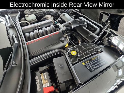 Used 2004 Chevrolet Corvette Coupe w/ Preferred Equipment Group image 21