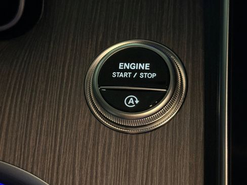 New 2026 Mercedes-Benz CLE 300 4MATIC Coupe image 21