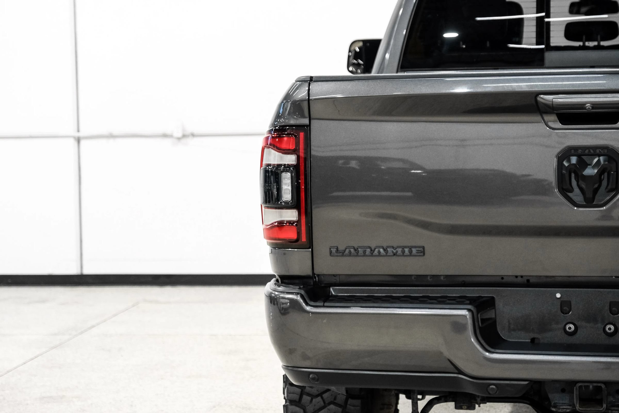 Used 2020 RAM 2500 Laramie w/ Night Edition AWD/4WD image 46