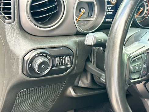 Used 2021 Jeep Wrangler Unlimited Sport S image 11