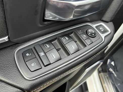 Used 2021 RAM 3500 Laramie image 10