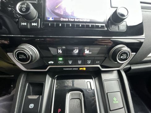 Used 2019 Honda CR-V LX image 19