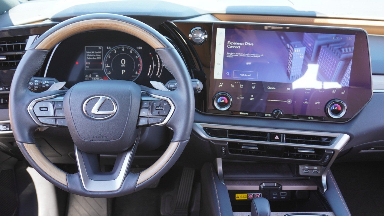 Used 2024 Lexus RX 350 Premium w/ Cold Area Package AWD/4WD image 30