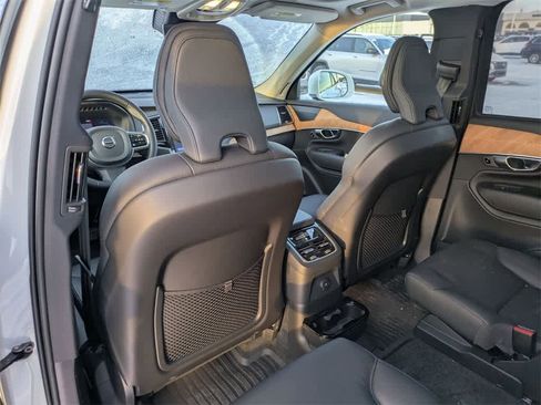 Used 2025 Volvo XC90 T8 Plus w/ Protection Package Premier image 17