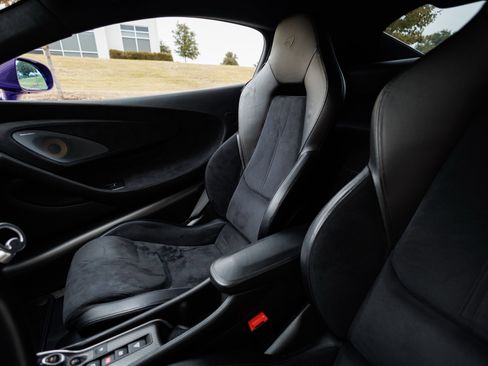 Used 2019 McLaren 600LT image 41