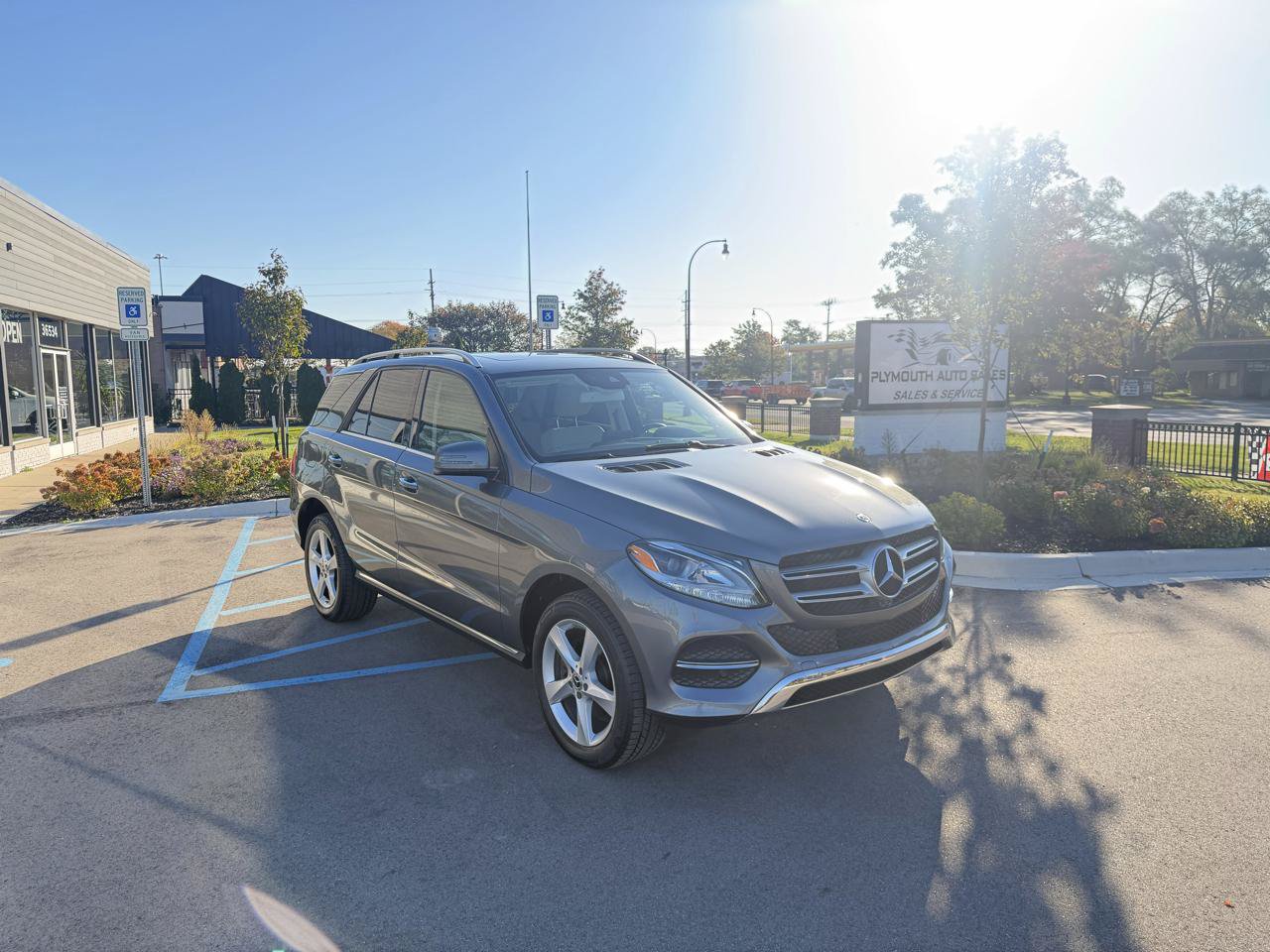 Used 2018 Mercedes-Benz GLE 350 4MATIC image 3