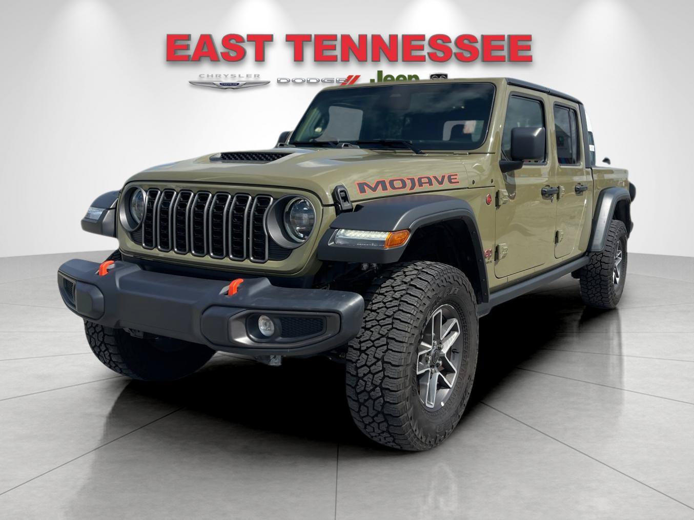 Used 2026 Jeep Gladiator Mojave AWD/4WD image 7