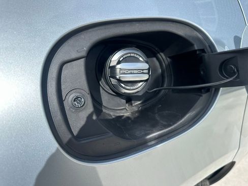 Certified 2026 Porsche Macan Turbo AWD/4WD image 41