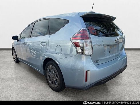 Used 2015 Toyota Prius V Four FWD image 4