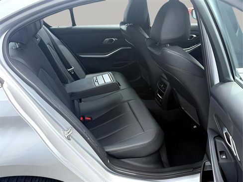 Used 2019 BMW 330i Sedan image 27