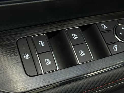 New 2026 Nissan Kicks SR w/ Cold Weather Package image 14