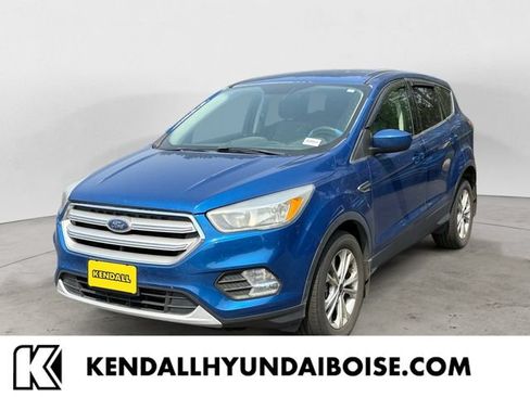 Used 2017 Ford Escape SE AWD/4WD image 1