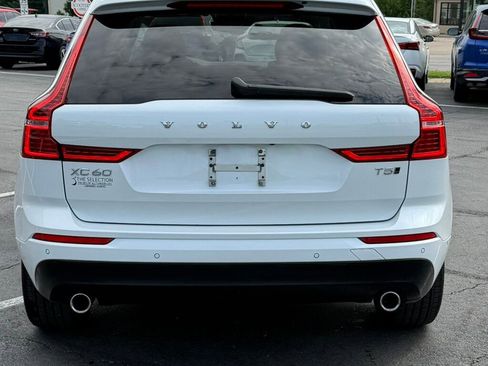 Used 2018 Volvo XC60 T5 Momentum w/ Convenience Package AWD/4WD image 13