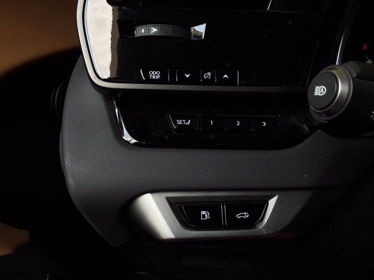 Used 2023 Lexus RX 350 Premium w/ Cold Area Package FWD image 27