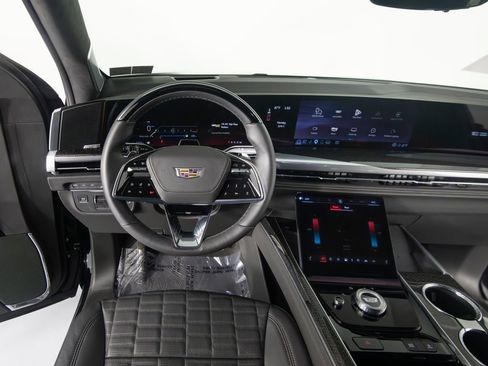 Used 2025 Cadillac Escalade V AWD/4WD image 15