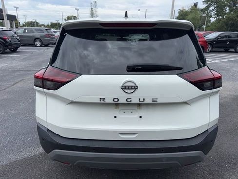 Used 2023 Nissan Rogue S FWD image 5
