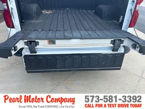 Certified 2024 Chevrolet Silverado 1500 LTZ w/ LTZ Convenience Package II AWD/4WD image 6