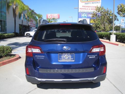 Used 2015 Subaru Outback 2.5i Limited AWD/4WD image 6