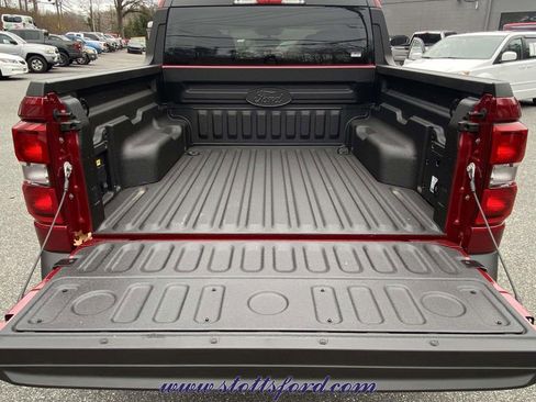 New 2025 Ford Maverick XLT w/ XLT Luxury Package AWD/4WD image 8