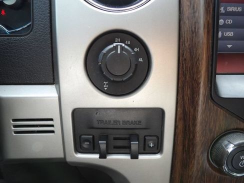 Used 2013 Ford F150 Lariat w/ Luxury Equipment Group AWD/4WD image 32