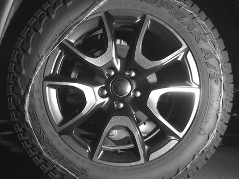 Used 2025 Jeep Compass Trailhawk image 14