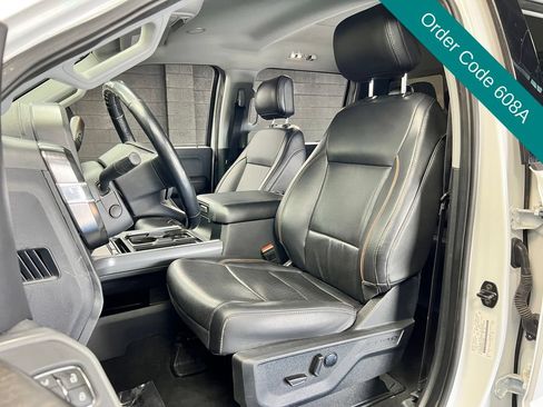 Used 2023 Ford F250 Lariat w/ Lariat Ultimate Package AWD/4WD image 7