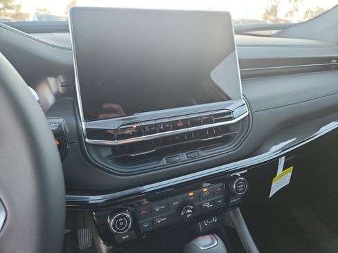 New 2026 Jeep Compass Latitude w/ Quick Order Package 29K image 13