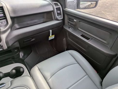 New 2026 RAM 2500 Tradesman w/ Chrome Appearance Group AWD/4WD image 17