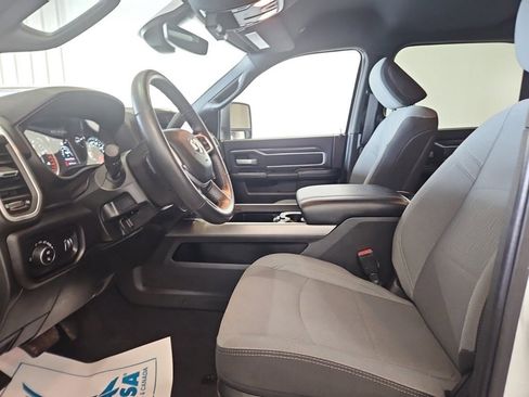 Used 2024 RAM 2500 Big Horn w/ Off Road Package image 9