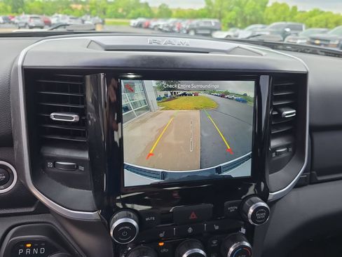 Used 2022 RAM 1500 Big Horn AWD/4WD image 15