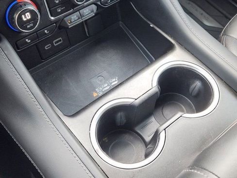 Used 2023 Chevrolet Tahoe Z71 w/ Z71 Off-Road Package image 22