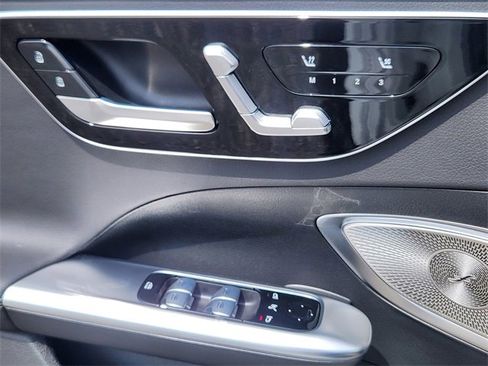 New 2025 Mercedes-Benz C 300 4MATIC Sedan image 11