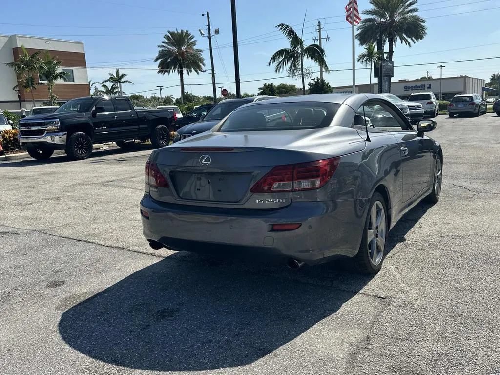 Used 2015 Lexus IS 250C w/ Luxury Package RWD image 7
