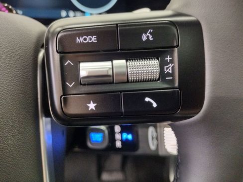 New 2026 Hyundai Ioniq 9 Limited AWD/4WD image 36