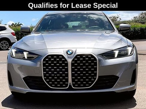 Used 2025 BMW 430i w/ Premium Package RWD image 3