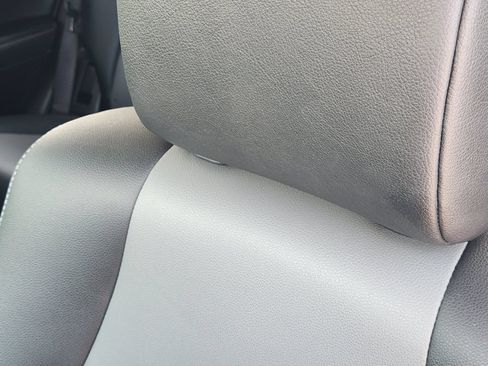 Used 2022 Toyota 4Runner SR5 Premium w/ Moonroof Package RWD image 18