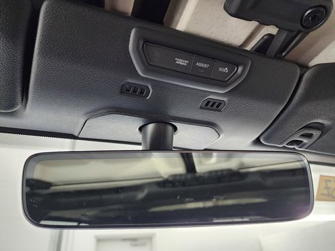 Used 2022 Jeep Wrangler Unlimited Sahara w/ LED Lighting Group image 12