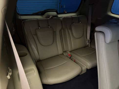 Used 2012 Toyota Highlander Limited w/ Tow Pkg AWD/4WD image 30