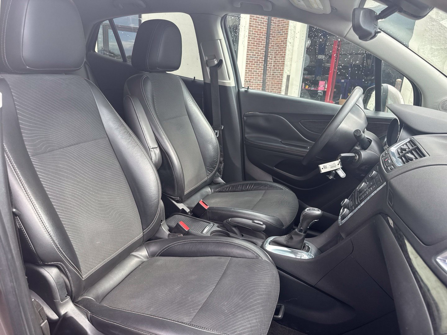 Used 2014 Buick Encore FWD image 10