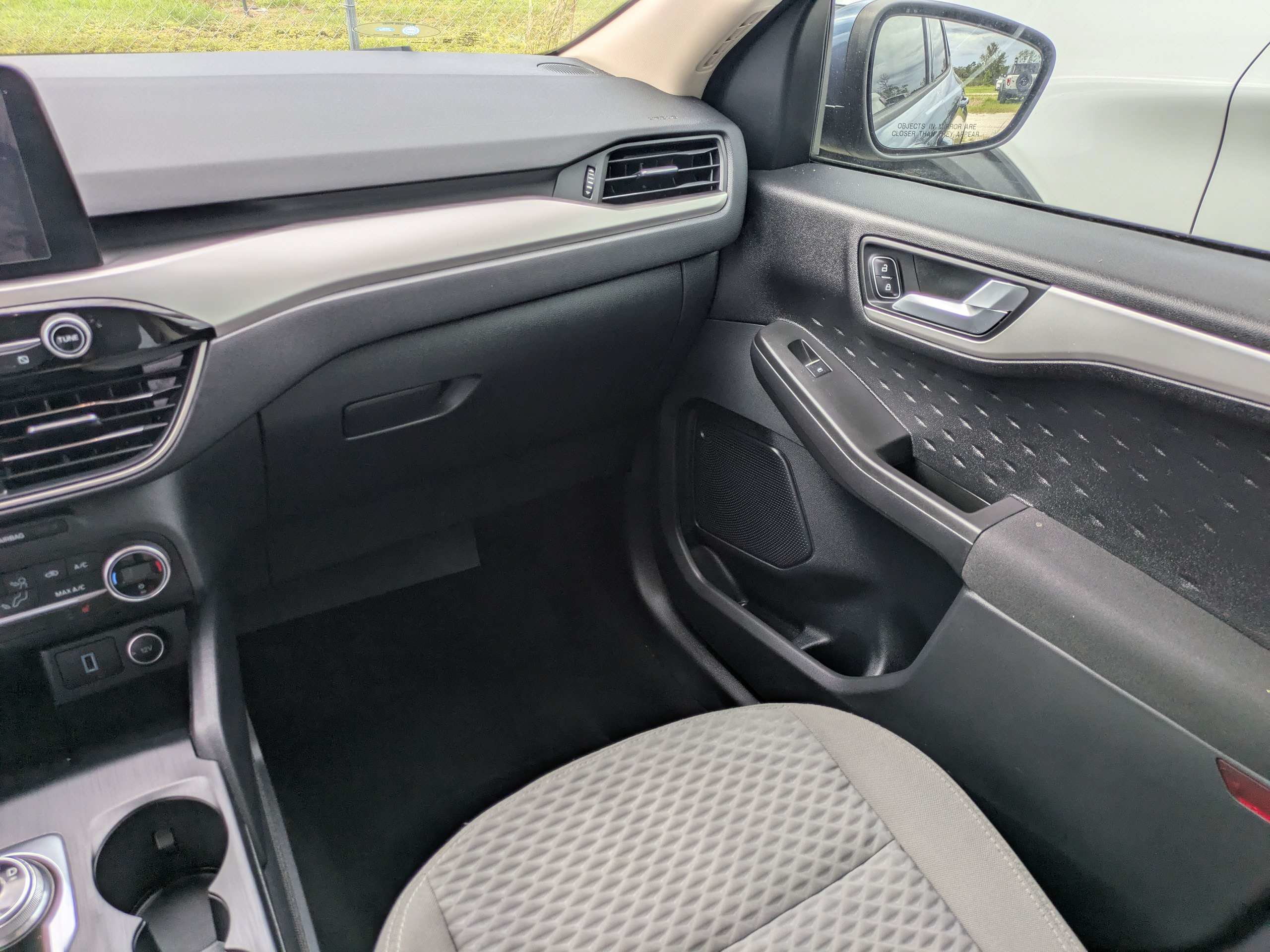 Used 2020 Ford Escape SE FWD image 14