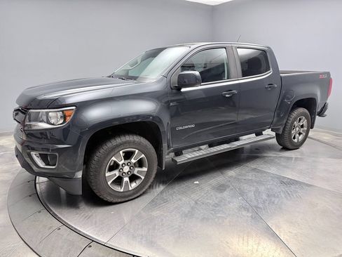 Used 2017 Chevrolet Colorado Z71 AWD/4WD image 1