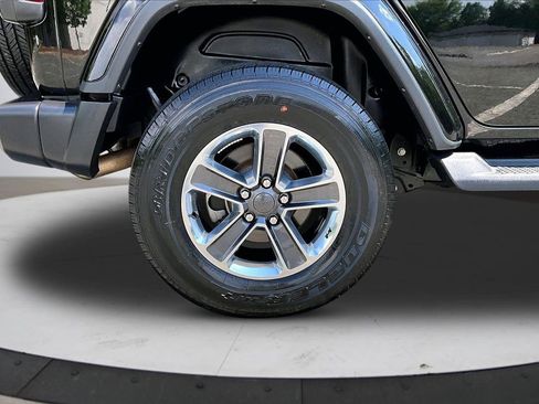 Certified 2022 Jeep Wrangler Unlimited Sahara w/ Cold Weather Group AWD/4WD image 35