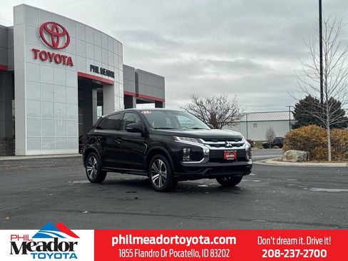 Used 2024 Mitsubishi Outlander Sport SE image 1